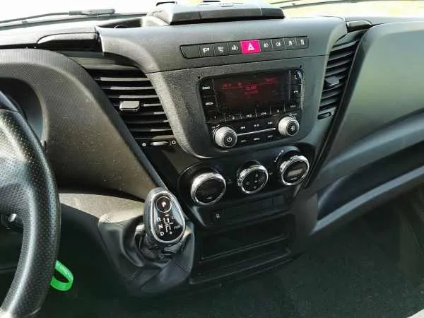 Iveco Daily 35 C 15 Image 9